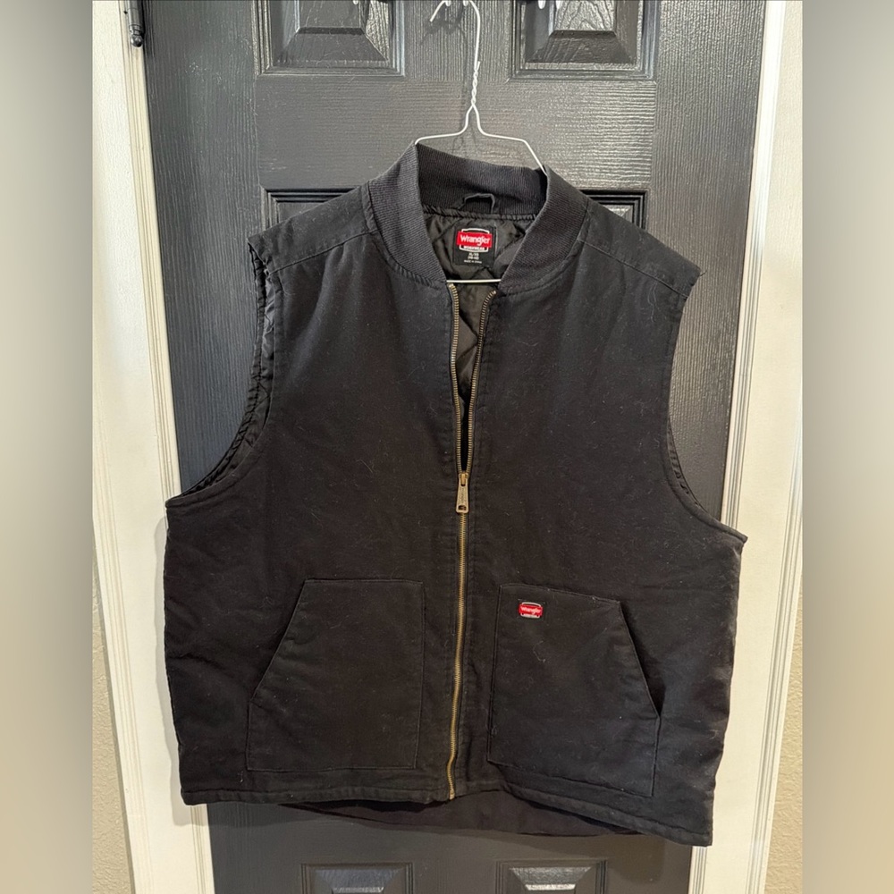 Wrangler Black Quilted interior Workwear Jacket with Ribbed Collar